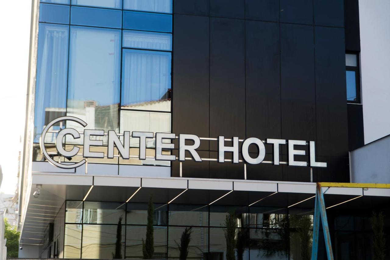 Center Hotel Sarandë エクステリア 写真